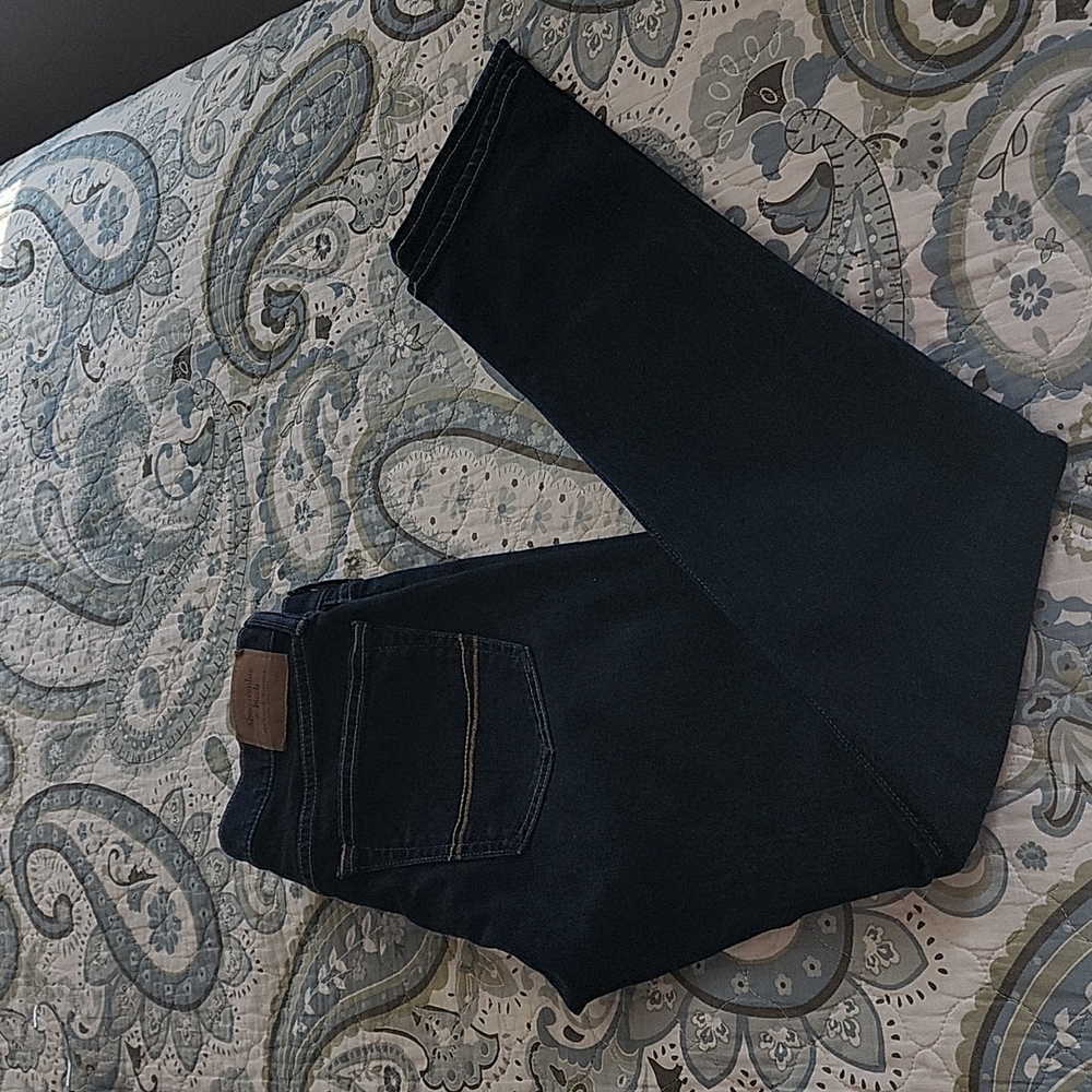 Abercrombie & Fitch men skinny jeans, worn a few times.